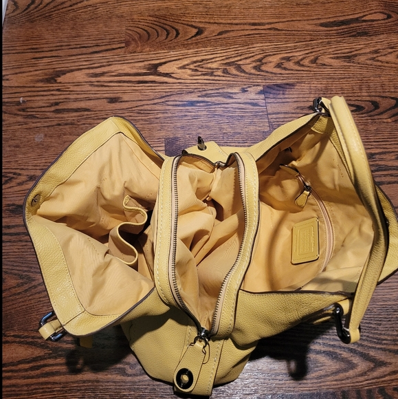 Coach Yellow Handbag - Picture 3 of 4